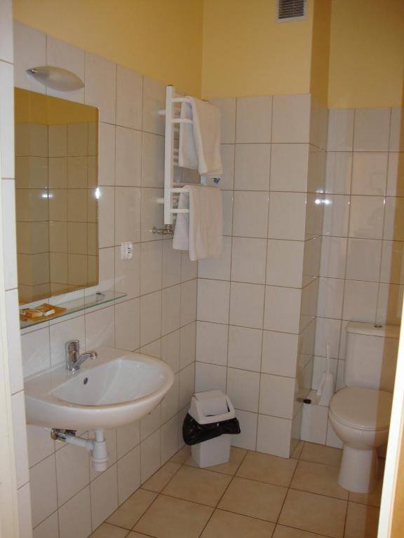 Apartamenty & Restauracja Janus Ełk Exteriör bild