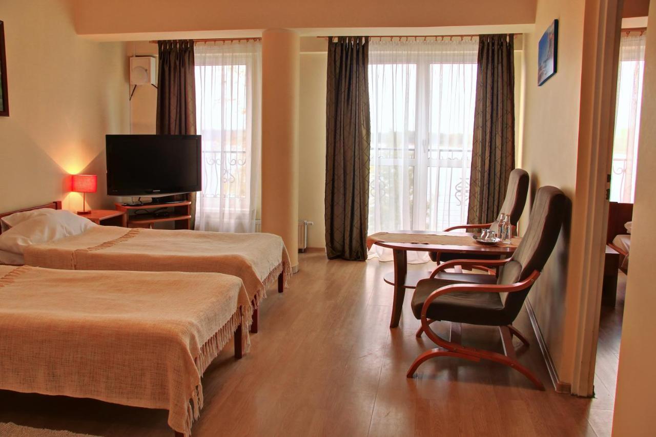 Apartamenty & Restauracja Janus Ełk Exteriör bild